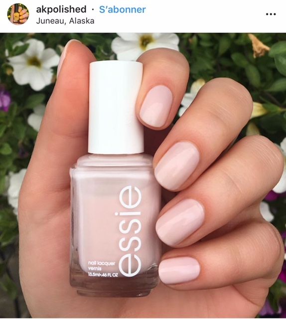 A must have especially for the summer 💅🏼 @Nueboo use code ALYSSABRIX